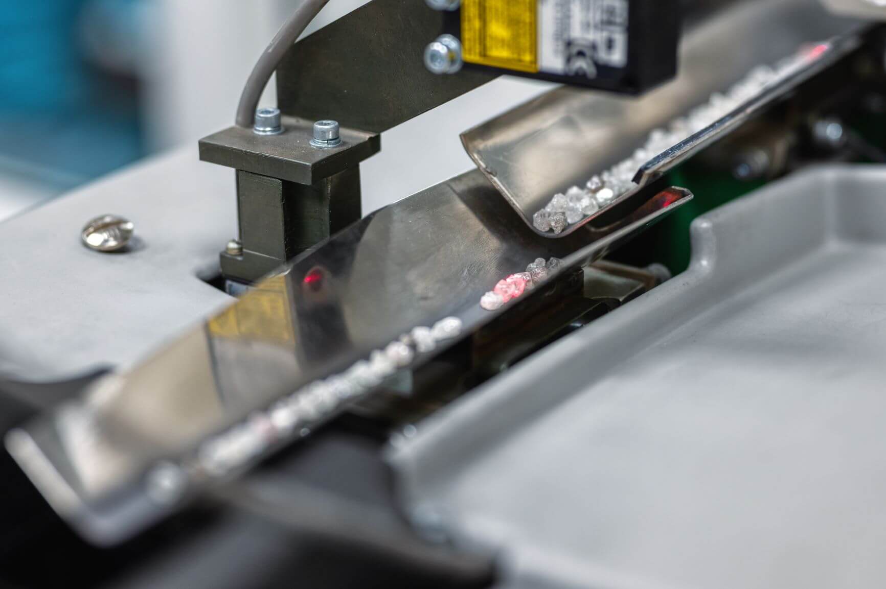 machine Automatic sorting of diamonds