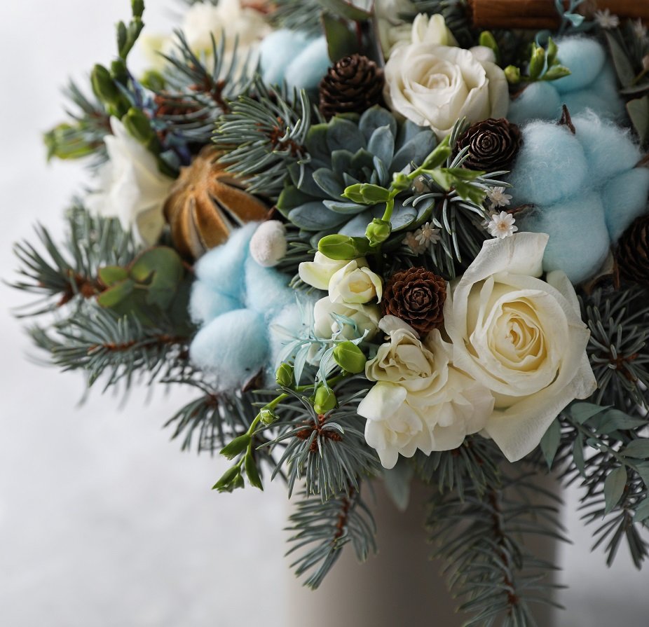 winter flower bouquet