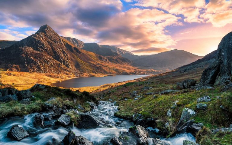 stunning wales countryside